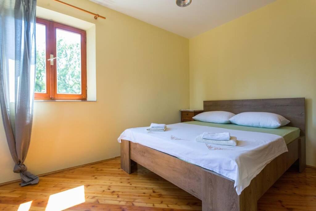 Sleep & Fly Cottage Čilipi Buitenkant foto